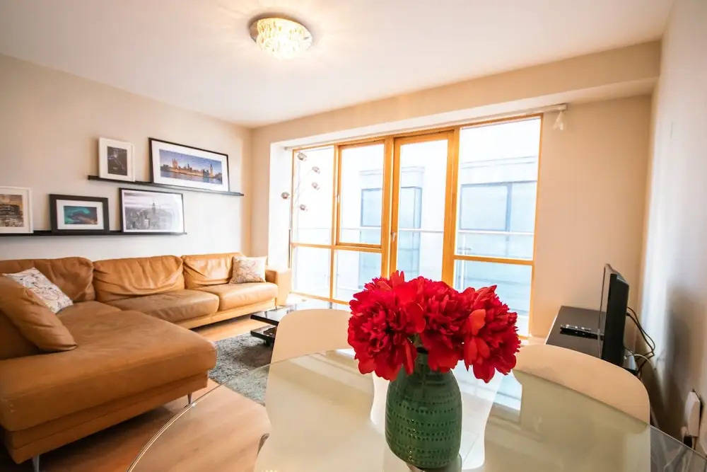 Modern 2 Bedroom Apartment in Dublin City Centre