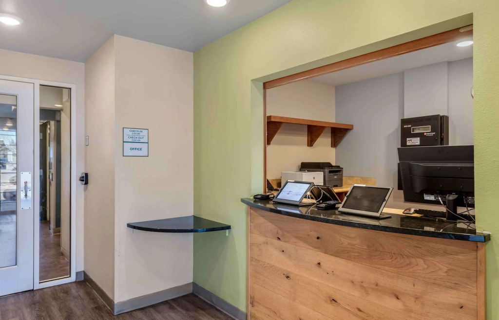 Extended Stay America Select Suites - Colorado Springs - Airport