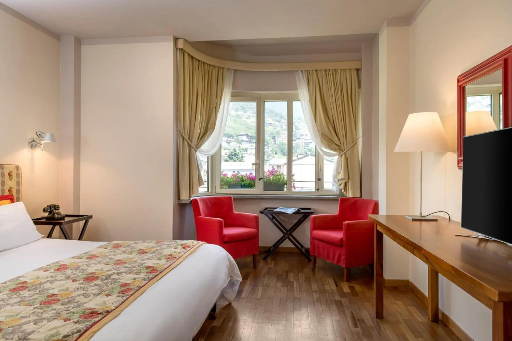 Bijou Hotel