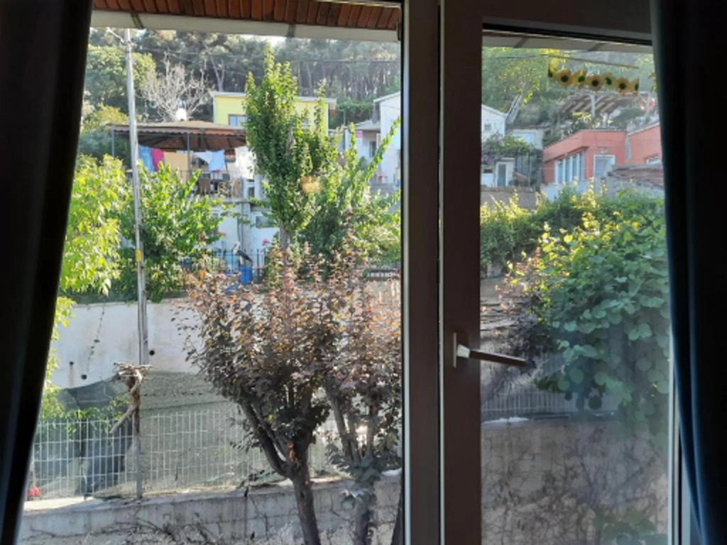 Manzaraada Tepe