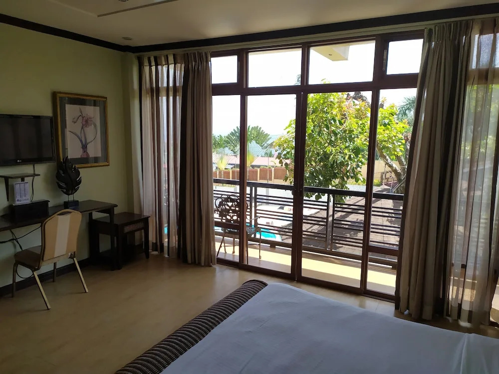 Seascape Resort