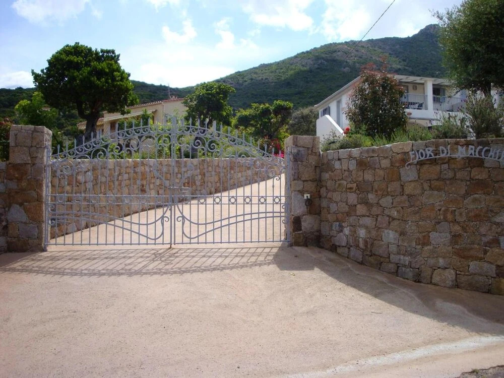 Apartment With one Bedroom in Galéria, With Wonderful sea View, Enclos