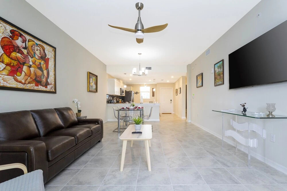 Stunning 2Bd Apto Close to Disney @ Storey Lake 105 3171