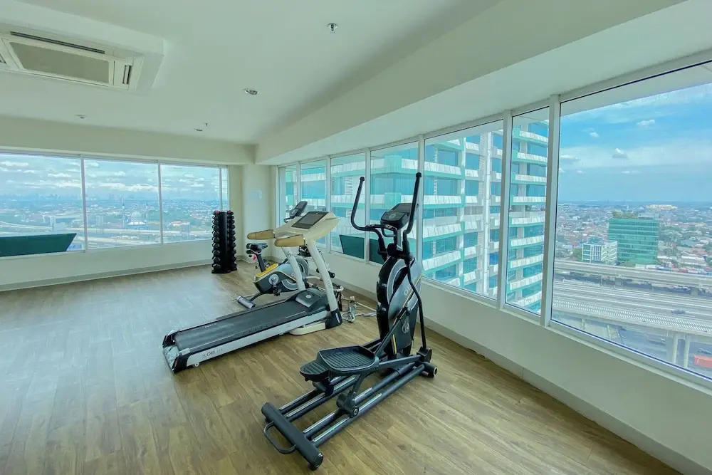 Homey And Well Furnished 2Br Grand Kamala Lagoon Apartment