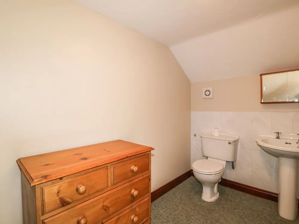 Cottage 4