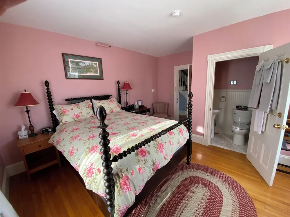 James Place Inn Bed and Breakfast