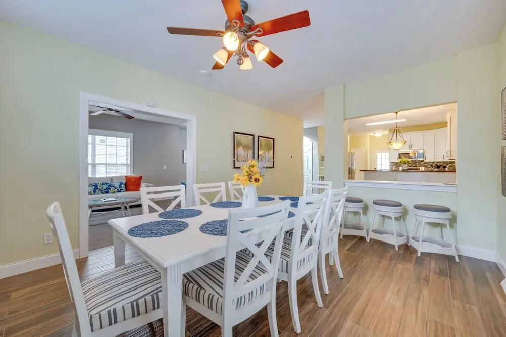Spacious Mooresville Home w/ Lake Norman View!