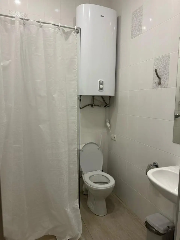 Three Rooms (Три румс)