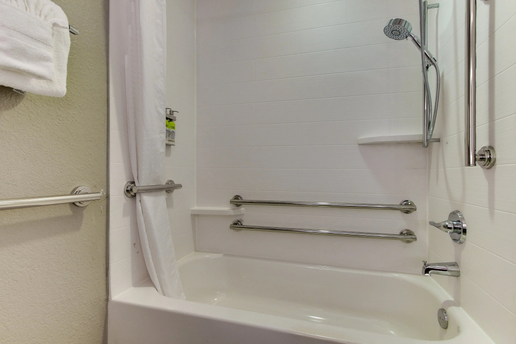 Holiday Inn Express West Palm Beach Metrocentre by IHG