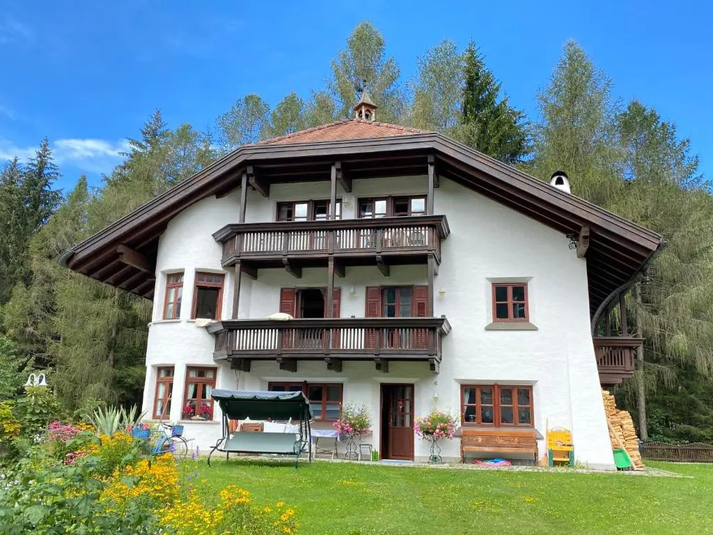 Im weißen Schlössl Friedemann