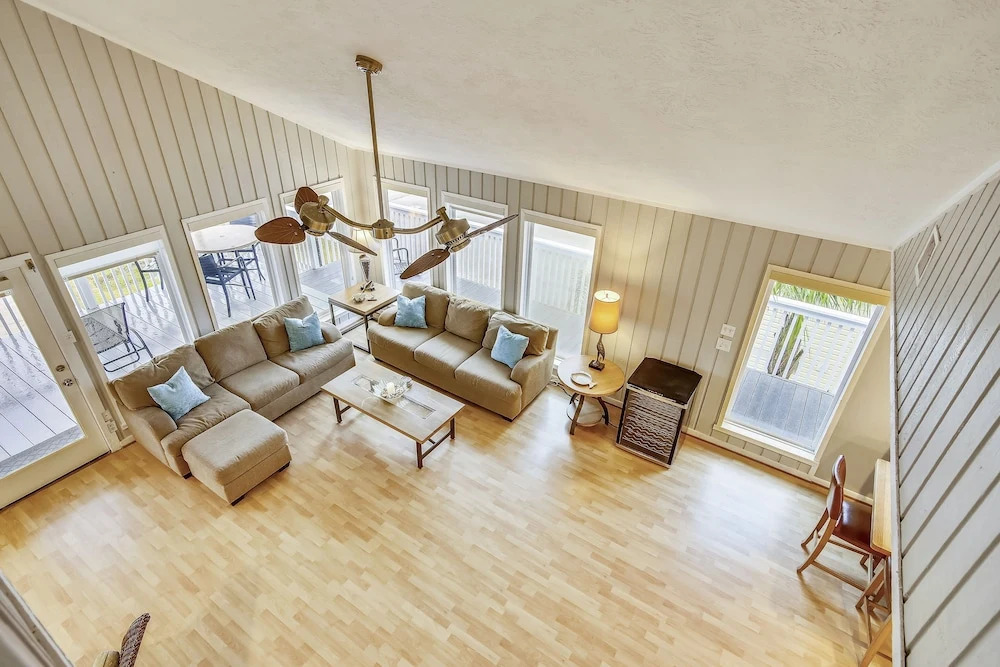 The Blue Pearl 5 Bedroom Home