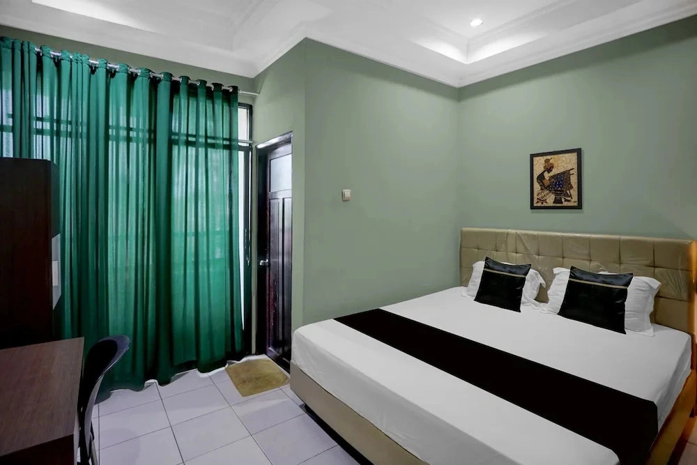 Hotel O near Museum Lambung Mangkurat