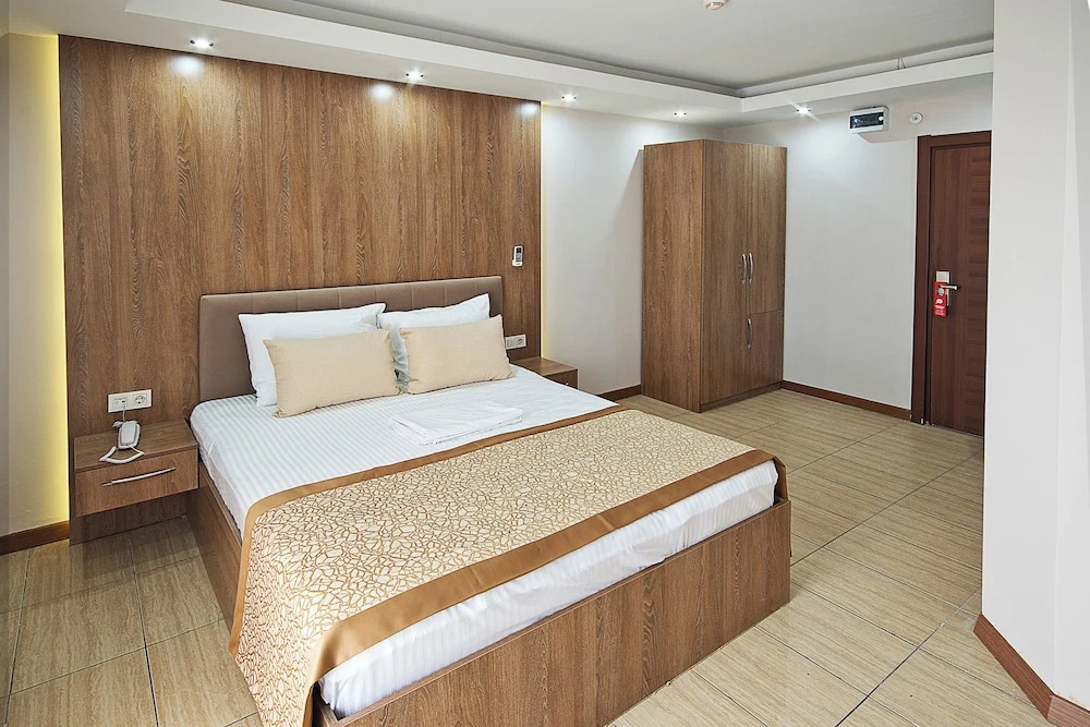 Lion City Otel