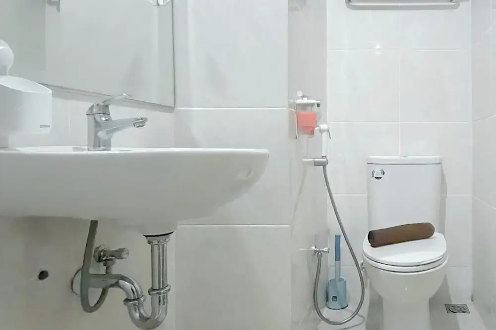 Cozy Living Studio At Apartment Delft Ciputra Makassar