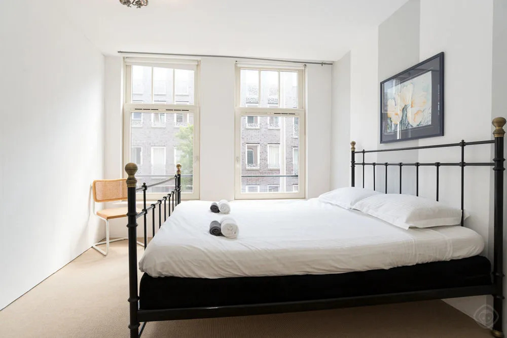 Oud-West Area Apartments