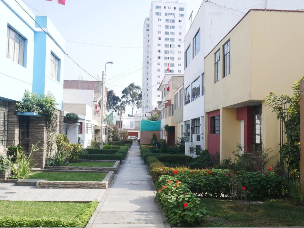 RUNAWASI Peruvian Home