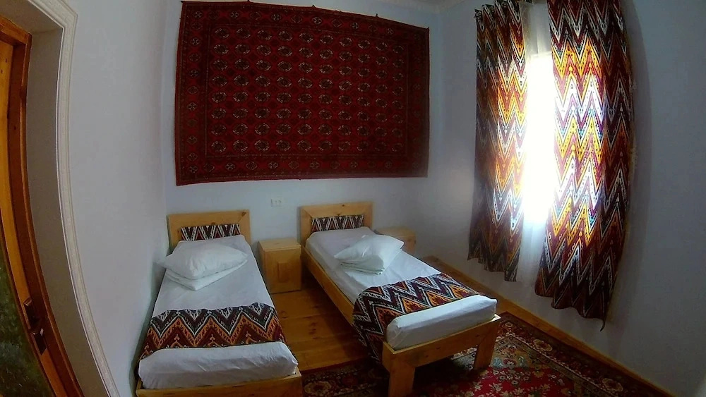 Семейный гостевой дом Yoqut House