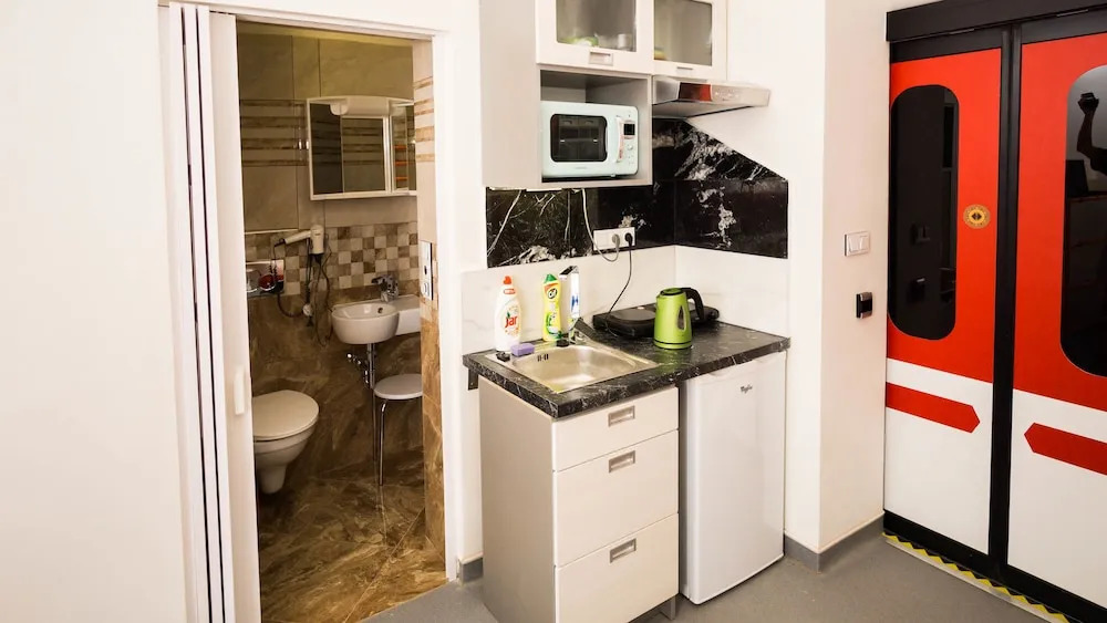 METRO Apartment Prague by Main Train and Bus Station