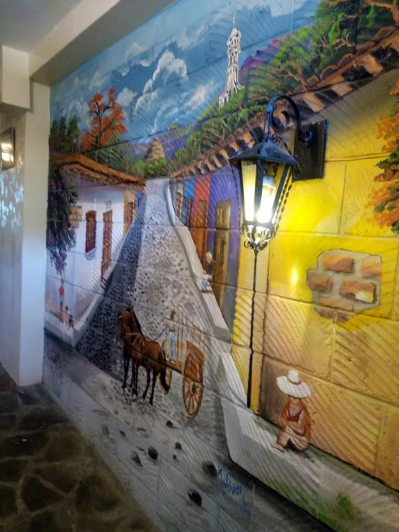 Hotel Tazumal House