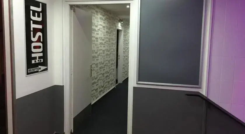 G1 Hostel HH-City