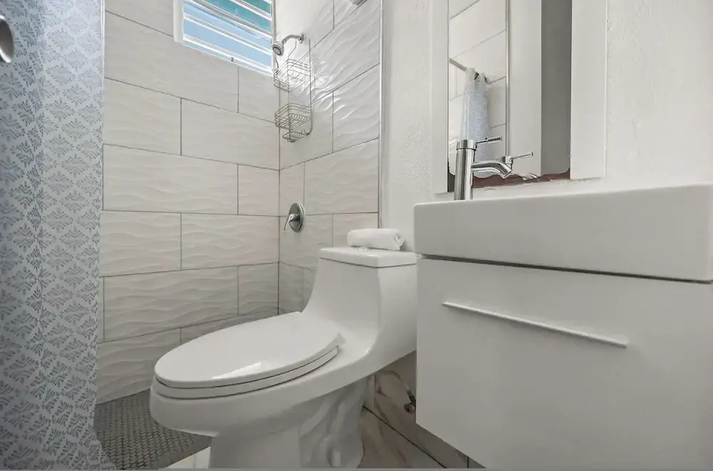 Private Pool Pet-friendly Steps to the Beach