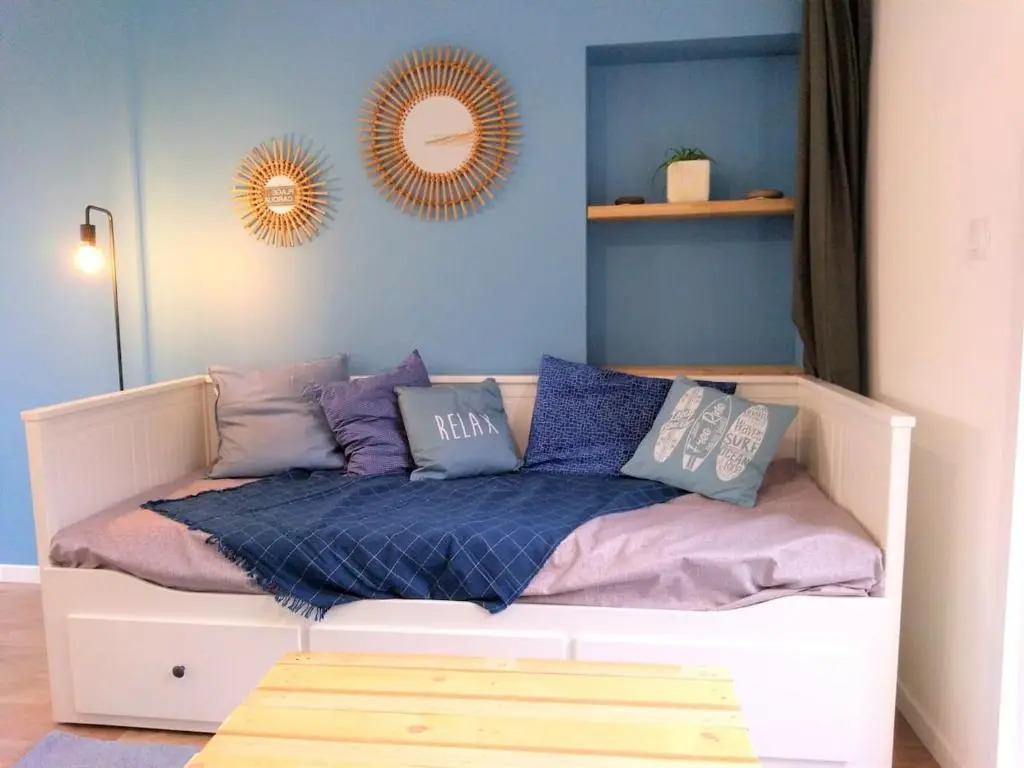 Superbe Maison 4 personnes entre le port et le centre, COUR PRIVATIVE, WiFi & Netflix gratuits