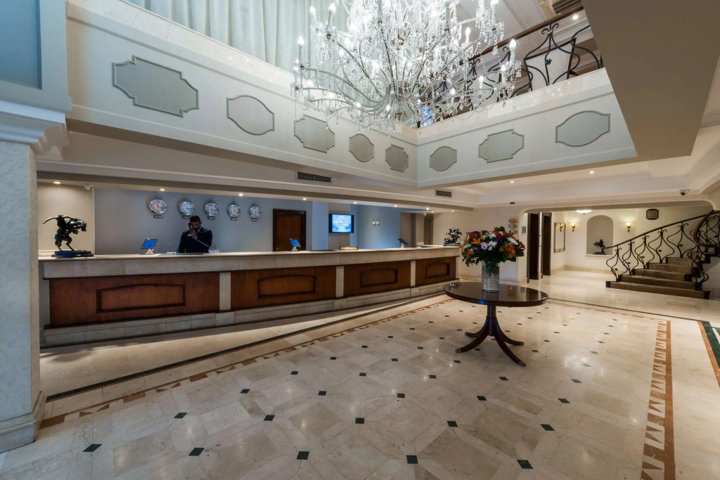 Radisson Blu Le Vendome Hotel, Cape Town