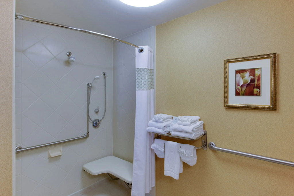 Hampton Inn and Suites Fredericksburg South