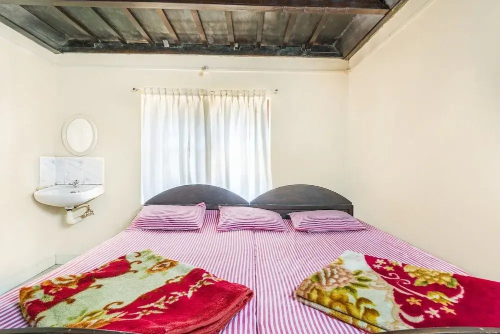 GuestHouser 4 BHK Homestay f531