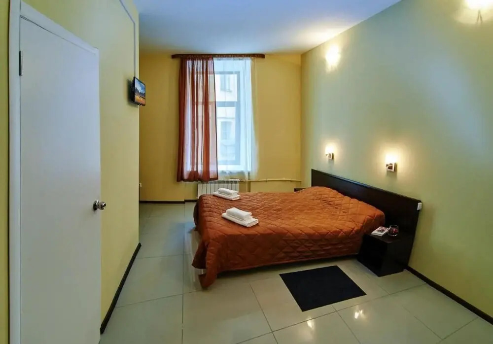 Bridge Inn Cozy Triple room