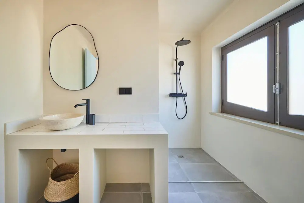 Wander Surf House