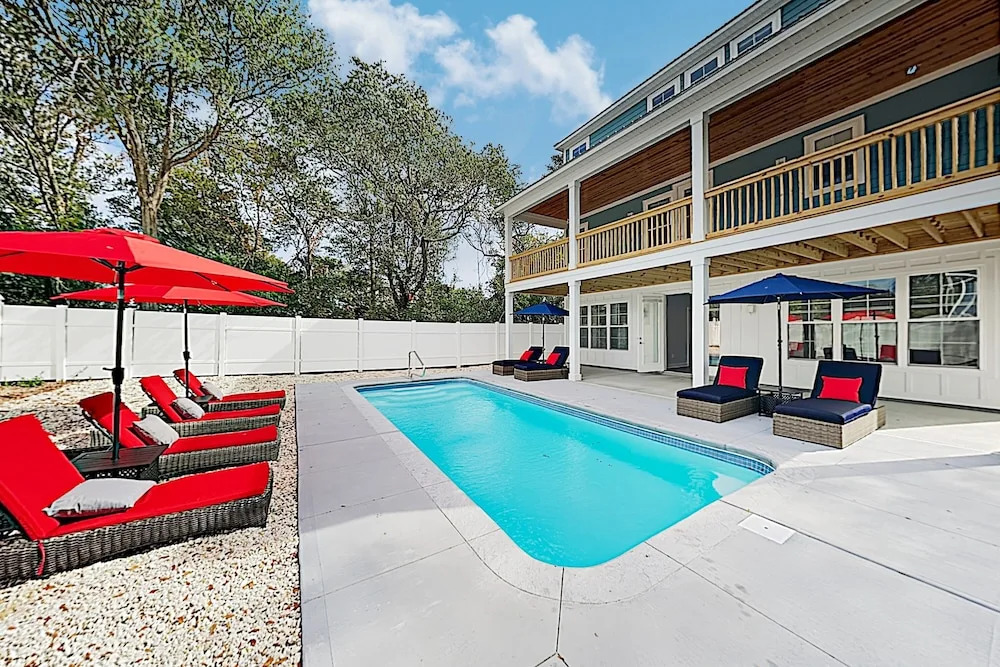 Brand-new W/ Pool & Theater -- Near Beach! 6 Bedroom Home