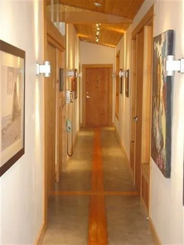 He-Tin-Kis Lodge