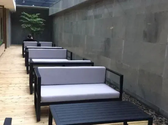 Boyue Hotel