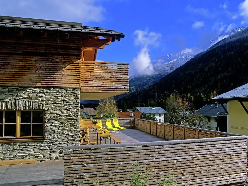Posh Mansion in Sankt with 2 Saunas, Whirlpool, Hot Tub