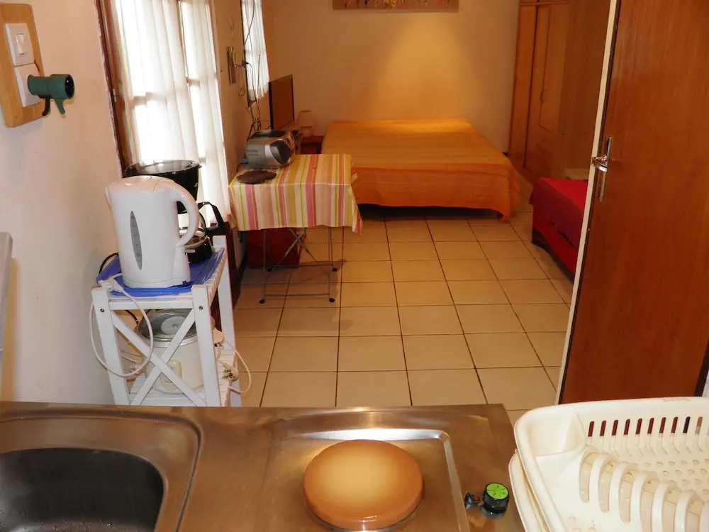 Bungalow with One Bedroom in St Paul , with Wonderful Sea View, Enclosed Garden And Wifi - 8 Km From the Beach