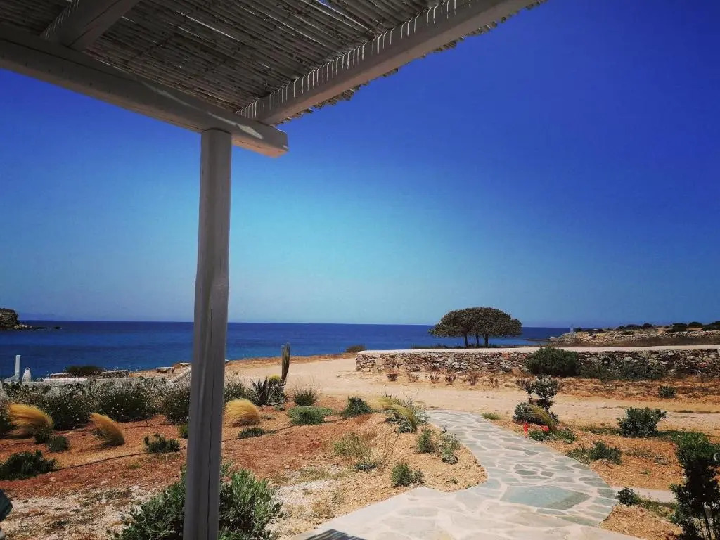 Sunset Studios & Rooms