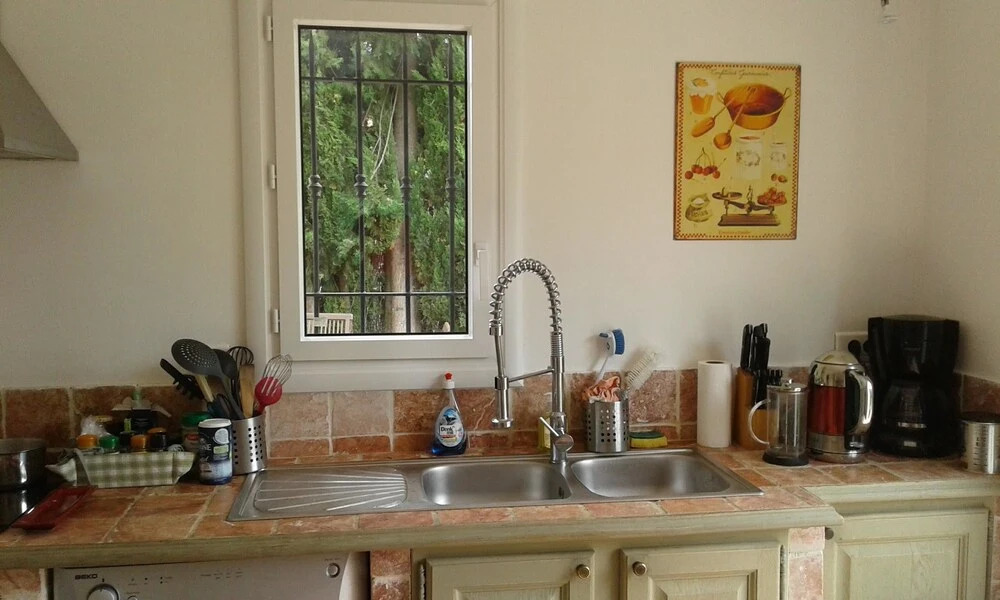 Villa With 4 Bedrooms in Tourrettes-sur-loup, With Wonderful sea View,
