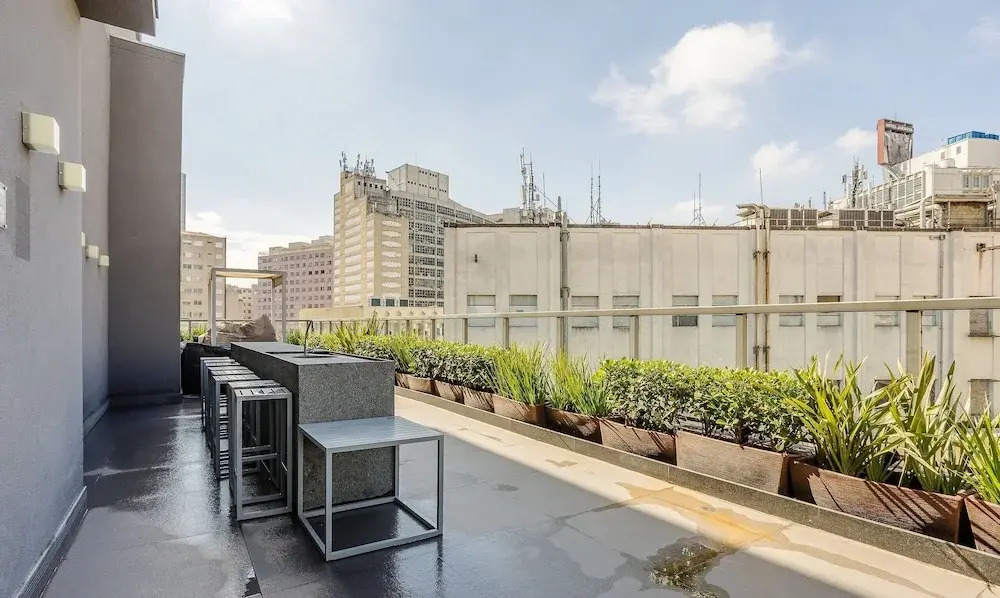 Studio w/ Balcony and View in Consolacao - Vno1417