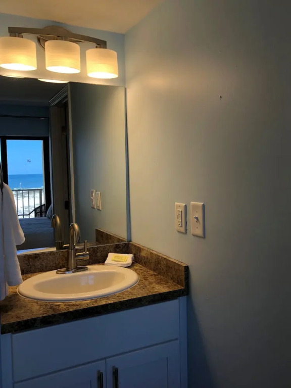 Royal Gulf Beach & Racquet Club #5102 Studio Bedroom 1 Bathroom Condo