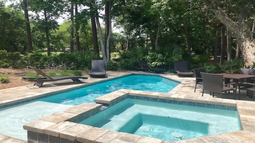 1b Sea Lane 5 Bedroom Home