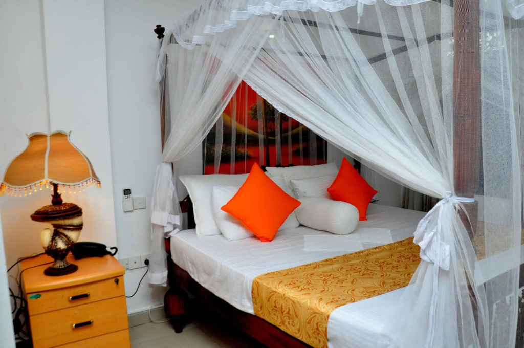Dew Grand Regency