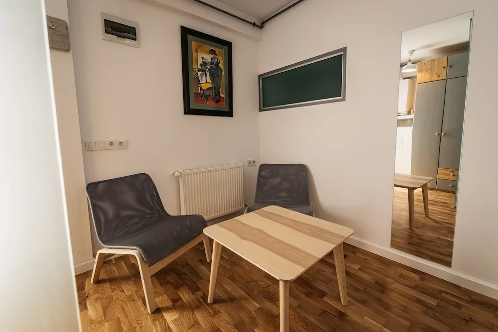 YellowBoot Aparthotel