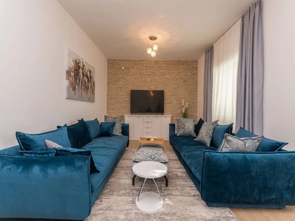 Magnificent Villa Mande With Pool, Vrana Lake