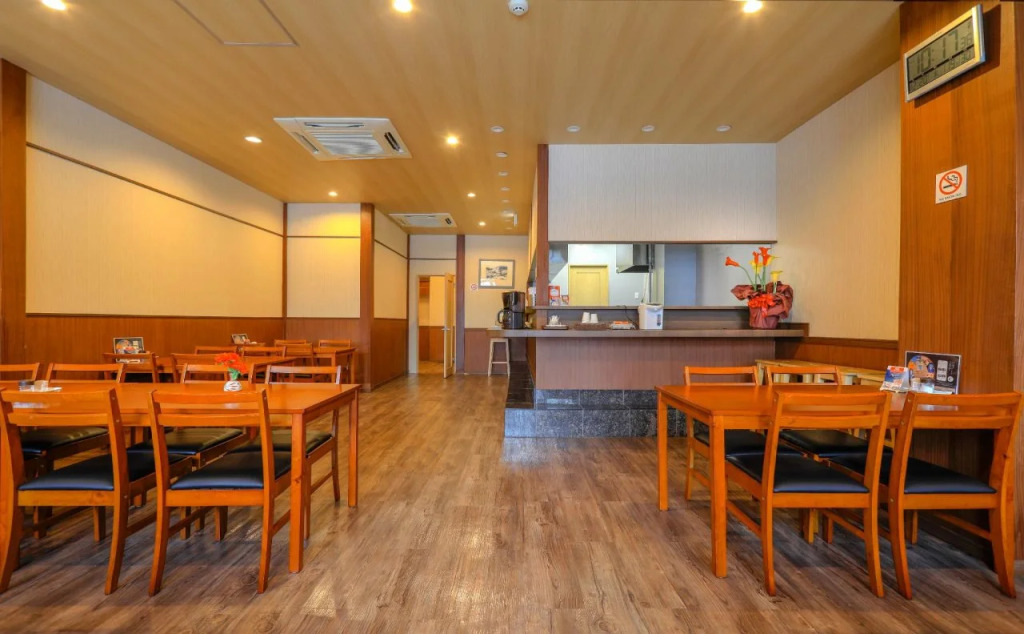 Hotel Naniwa Shinsekai-mae