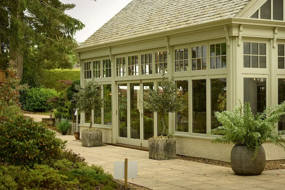 Cairn Lodge