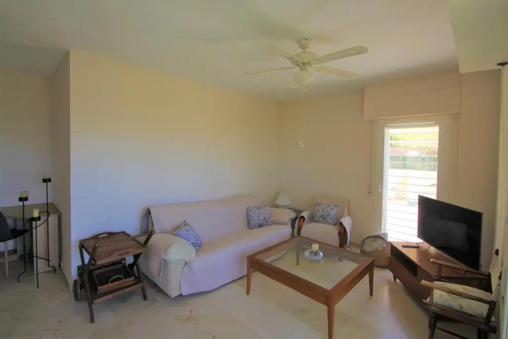 Apartamento CasaTuris enfrente al mar en Playa Muchavista C102