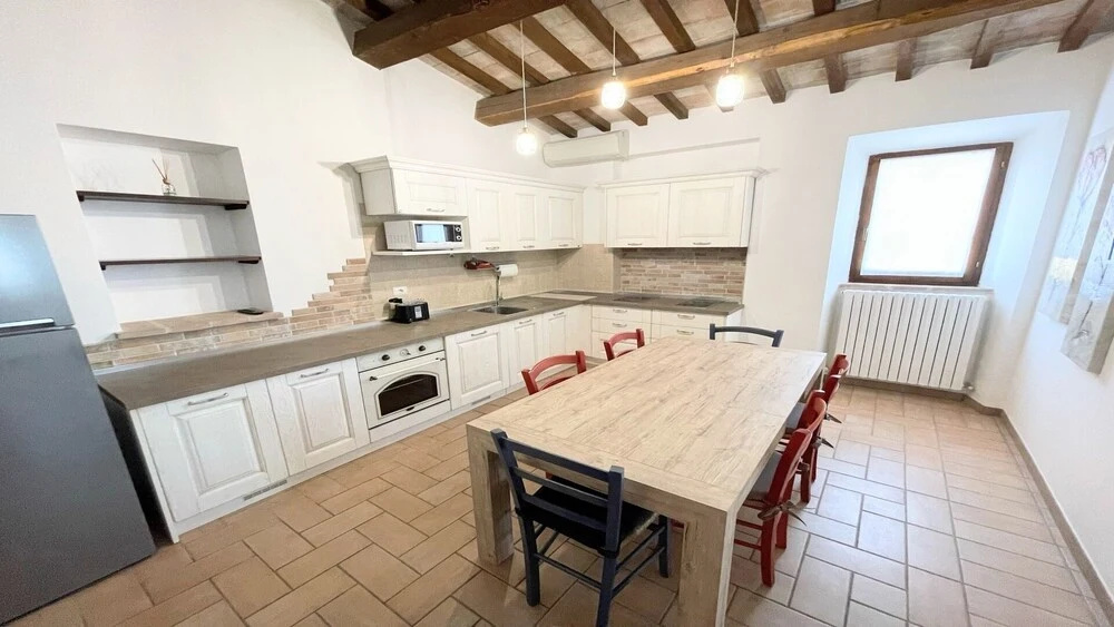 Contemporary Villa With Pool - Spello By The Pool - Sleeps 11 Exclusively Yours