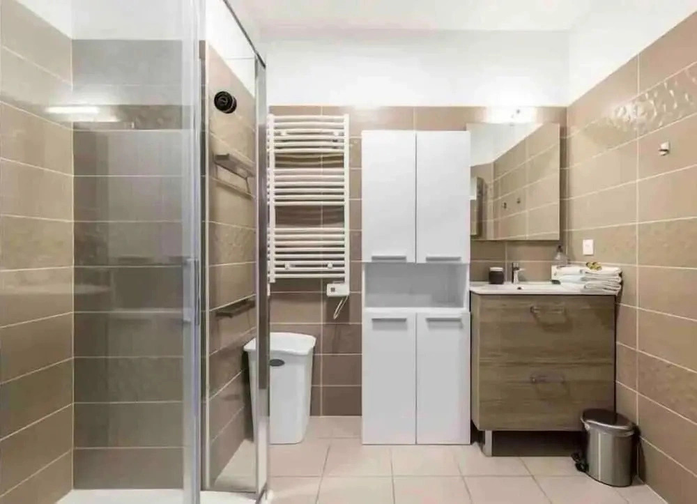 Q&R Renting - Suites Design Luxueuses
