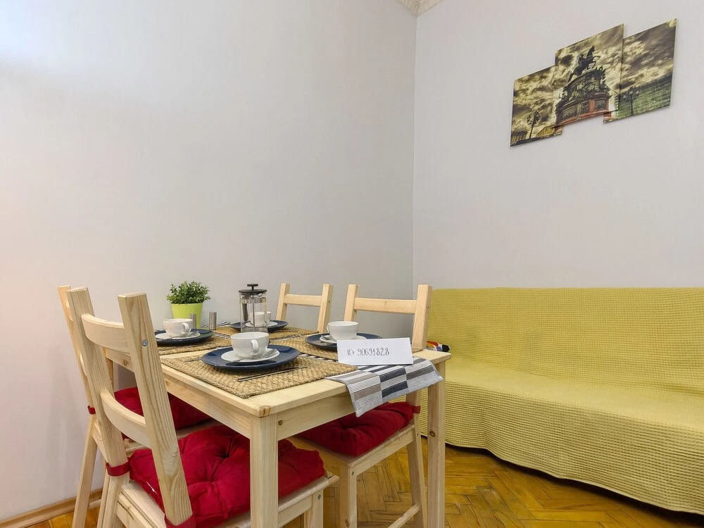 Apartment on Kamennoostrovskiy p17